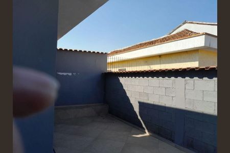 Casa à venda com 3 quartos, 222m² em Vila Adelaide Perella, Guarulhos