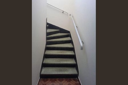 Casa à venda com 3 quartos, 222m² em Vila Adelaide Perella, Guarulhos