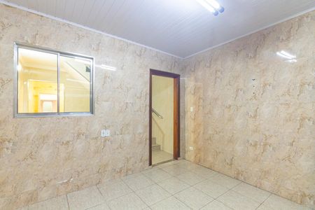 Casa para alugar com 110m², 2 quartos e 1 vaga Casa para alugar com 110m², 2 quartos e 1 vagaSala