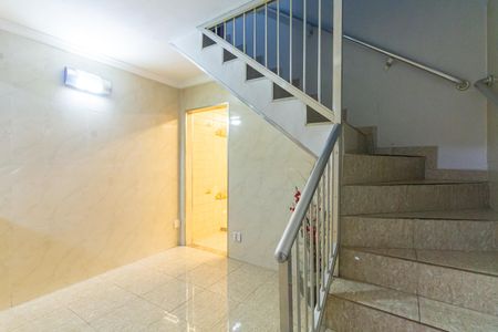 Casa para alugar com 110m², 2 quartos e 1 vaga Casa para alugar com 110m², 2 quartos e 1 vagaSala