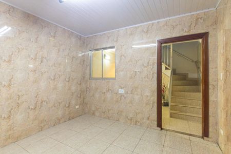 Casa para alugar com 2 quartos, 110m² em Vila Carrão, São Paulo