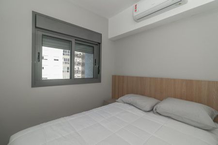 Quarto Suíte de apartamento para alugar com 1 quarto, 40m² em Bela Vista, Porto Alegre