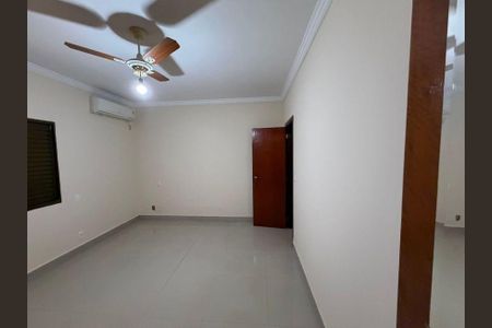 Casa para alugar com 230m², 3 quartos e 3 vagasQuarto