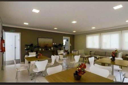 Apartamento à venda com 45m², 2 quartos e 1 vaga