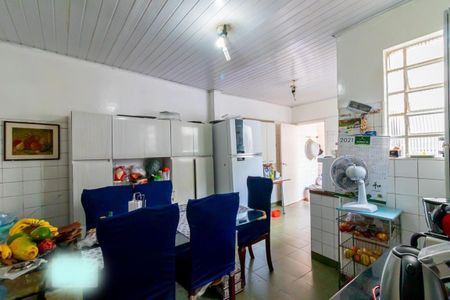 Casa à venda com 5 quartos, 540m² em Cambuci, São Paulo