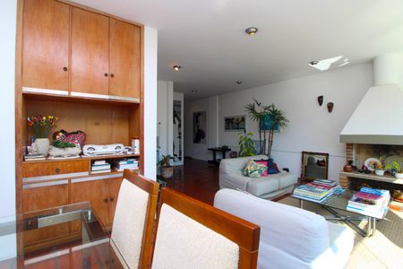 Sala 1 de casa para alugar com 4 quartos, 375m² em Morumbi, São Paulo