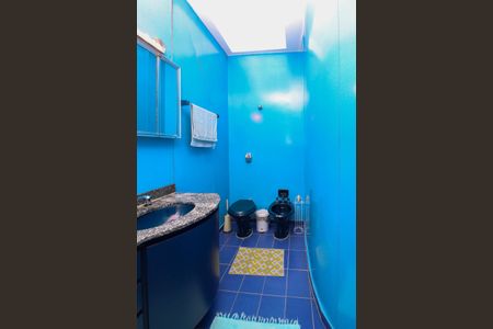 Casa para alugar com 375m², 4 quartos e 5 vagas Casa para alugar com 375m², 4 quartos e 5 vagasBanheiro Suíte 1
