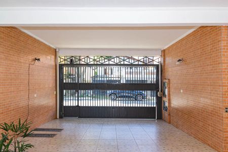Garagem de casa à venda com 3 quartos, 170m² em Jardim Tango, São Paulo