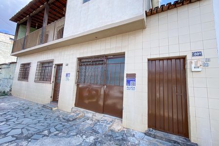 PLAQUINHA INSTALADA_BBYX-249 de casa para alugar com 3 quartos, 65m² em Califórnia, Belo Horizonte
