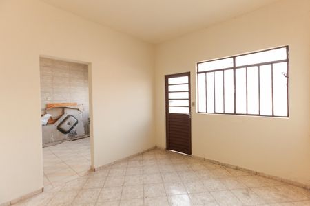 Casa para alugar com 65m², 3 quartos e sem vaga Casa para alugar com 65m², 3 quartos e sem vagaSala