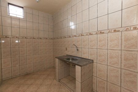 Cozinha de casa para alugar com 3 quartos, 65m² em Califórnia, Belo Horizonte