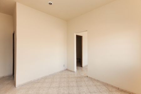 Sala de casa para alugar com 3 quartos, 65m² em Califórnia, Belo Horizonte