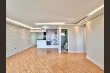 Sala de apartamento para alugar com 2 quartos, 80m² em Moinho Velho, São Paulo
