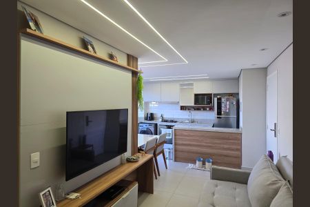Sala  de apartamento à venda com 2 quartos, 43m² em Vila Rosalia, Guarulhos