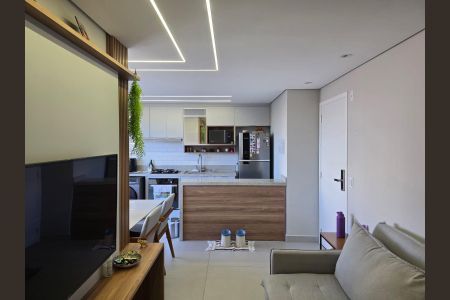 Sala  de apartamento à venda com 2 quartos, 43m² em Vila Rosalia, Guarulhos