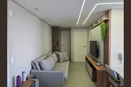 Sala  de apartamento à venda com 2 quartos, 43m² em Vila Rosalia, Guarulhos