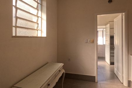 Casa para alugar com 85m², 2 quartos e 1 vagaHall