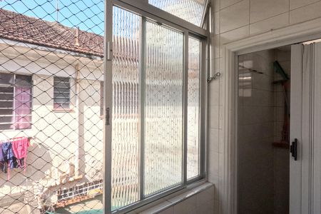 Área de Serviço de casa para alugar com 2 quartos, 85m² em Gonzaga, Santos
