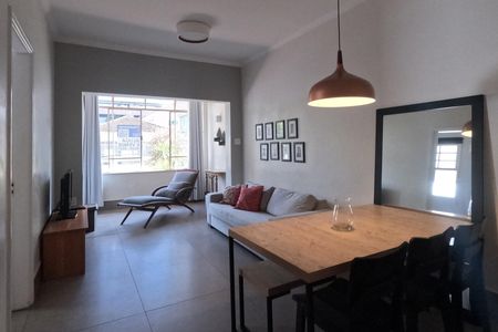 Sala de estar e jantar - 2º Piso de casa para alugar com 2 quartos, 85m² em Gonzaga, Santos