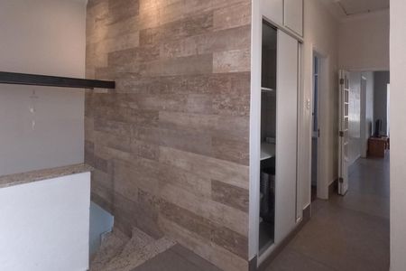 Casa para alugar com 85m², 2 quartos e 1 vagaHall
