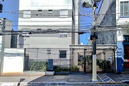 Apartamento para alugar com 34m², 2 quartos e sem vagaFachada - Plaquinha