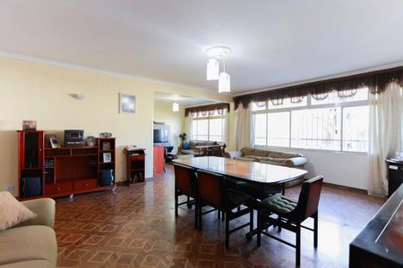 Sala de casa à venda com 4 quartos, 337m² em Jardim Peri, São Paulo