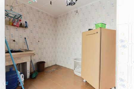 Casa para alugar com 337m², 4 quartos e 5 vagas Casa para alugar com 337m², 4 quartos e 5 vagasÁrea de serviço