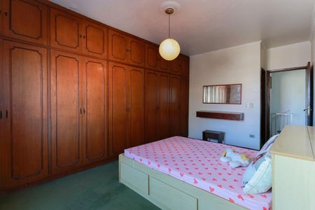 Suíte 2 de casa para alugar com 4 quartos, 337m² em Jardim Peri, São Paulo