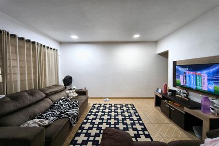 Sala de Estar de casa à venda com 2 quartos, 165m² em Loteamento Residencial Novo Mundo, Campinas