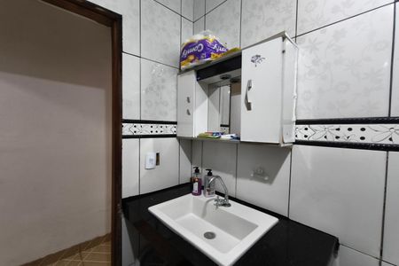 Banheiro de casa à venda com 2 quartos, 165m² em Loteamento Residencial Novo Mundo, Campinas