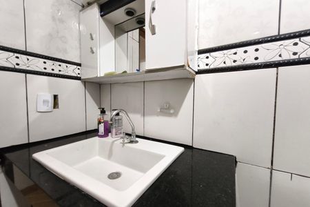 Banheiro de casa à venda com 2 quartos, 165m² em Loteamento Residencial Novo Mundo, Campinas