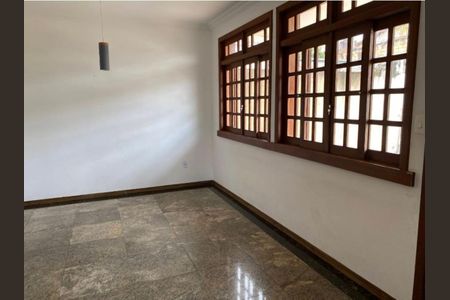 Foto 04 de casa à venda com 3 quartos, 360m² em Alto dos Pinheiros, Belo Horizonte