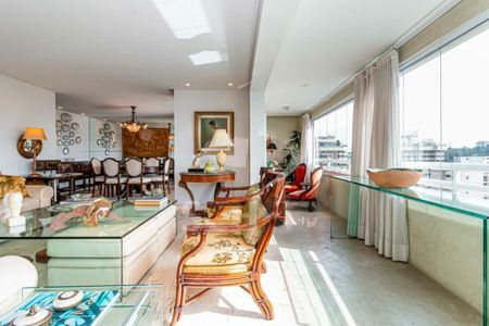 Apartamento à venda com 4 quartos, 182m² em Real Parque, São Paulo