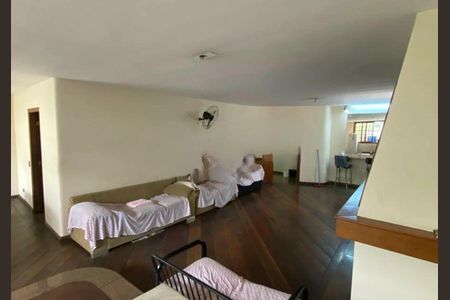 Casa à venda com 10 quartos, 506m² em Pinheiros, São Paulo