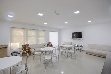 Apartamento para alugar com 82m², 3 quartos e 1 vaga Apartamento para alugar com 82m², 3 quartos e 1 vagaÁrea comum - Salão de festas