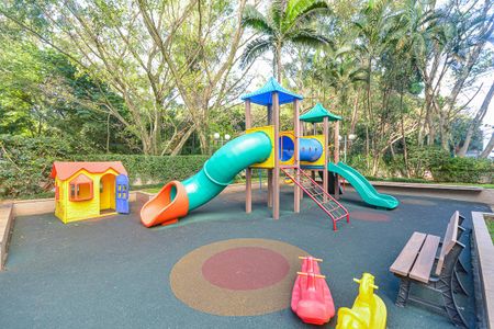 Apartamento para alugar com 82m², 3 quartos e 1 vaga Apartamento para alugar com 82m², 3 quartos e 1 vagaÁrea comum - Playground
