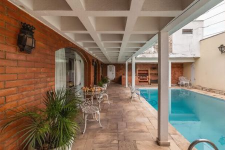 Casa à venda com 4 quartos, 750m² em Mooca, São Paulo