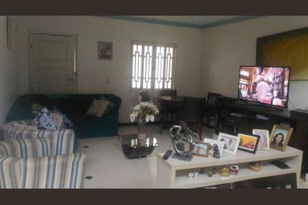Casa à venda com 3 quartos, 284m² em Vila Bancaria, São Paulo