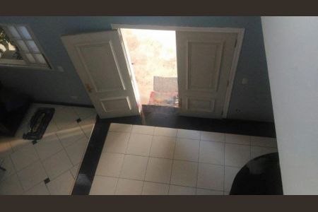 Casa à venda com 284m², 3 quartos e 10 vagas