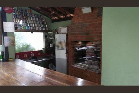 Casa à venda com 6 quartos, 1080m² em Sete Praias, Diadema