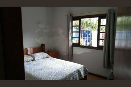 Casa à venda com 6 quartos, 1080m² em Sete Praias, Diadema