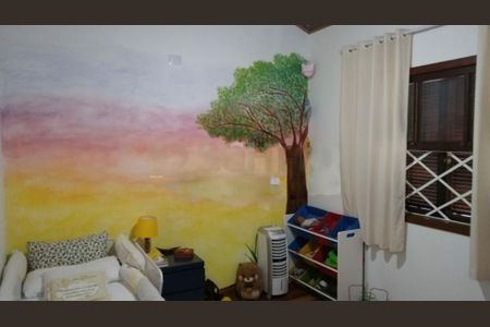 Casa à venda com 6 quartos, 1080m² em Sete Praias, Diadema