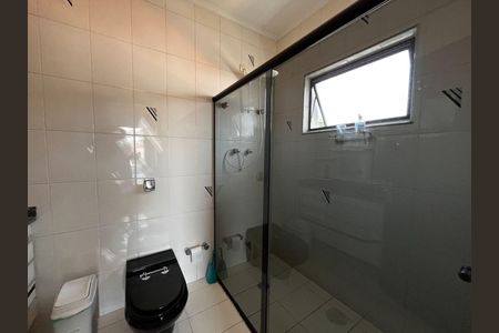 Casa à venda com 4 quartos, 300m² em Jardim da Saúde, São Paulo
