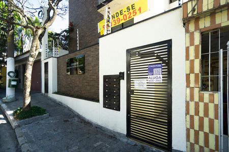 Apartamento à venda com 48m², 2 quartos e sem vaga Apartamento à venda com 48m², 2 quartos e sem vagaFachada