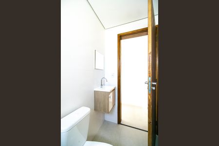 Apartamento à venda com 48m², 2 quartos e sem vaga Apartamento à venda com 48m², 2 quartos e sem vagaBanheiro