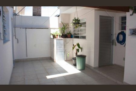 Casa à venda com 3 quartos, 189m² em Jardim Ernestina, São Paulo