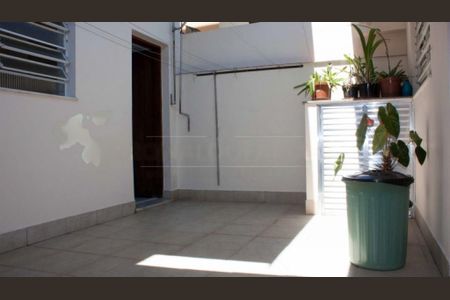 Casa à venda com 3 quartos, 189m² em Jardim Ernestina, São Paulo