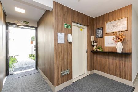 Apartamento à venda com 80m², 2 quartos e 2 vagasHall de Entrada