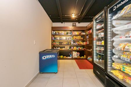 Apartamento à venda com 80m², 2 quartos e 2 vagasMinimercado