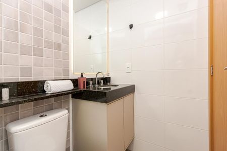 Apartamento à venda com 80m², 2 quartos e 2 vagasBanheiro